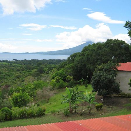 ホテル El Mirador Ecologico, Ometepe Altagracia エクステリア 写真