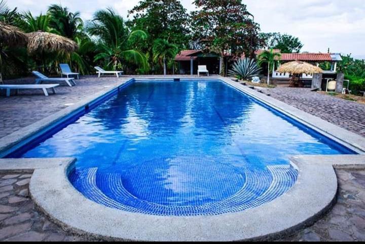 ホテル El Mirador Ecologico, Ometepe Altagracia エクステリア 写真